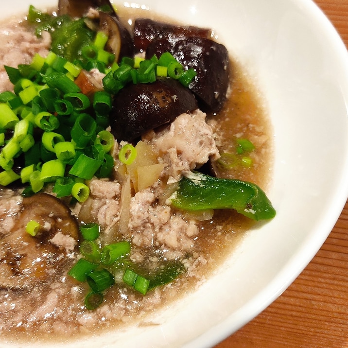 茄子とピーマンの鶏そぼろあんかけ